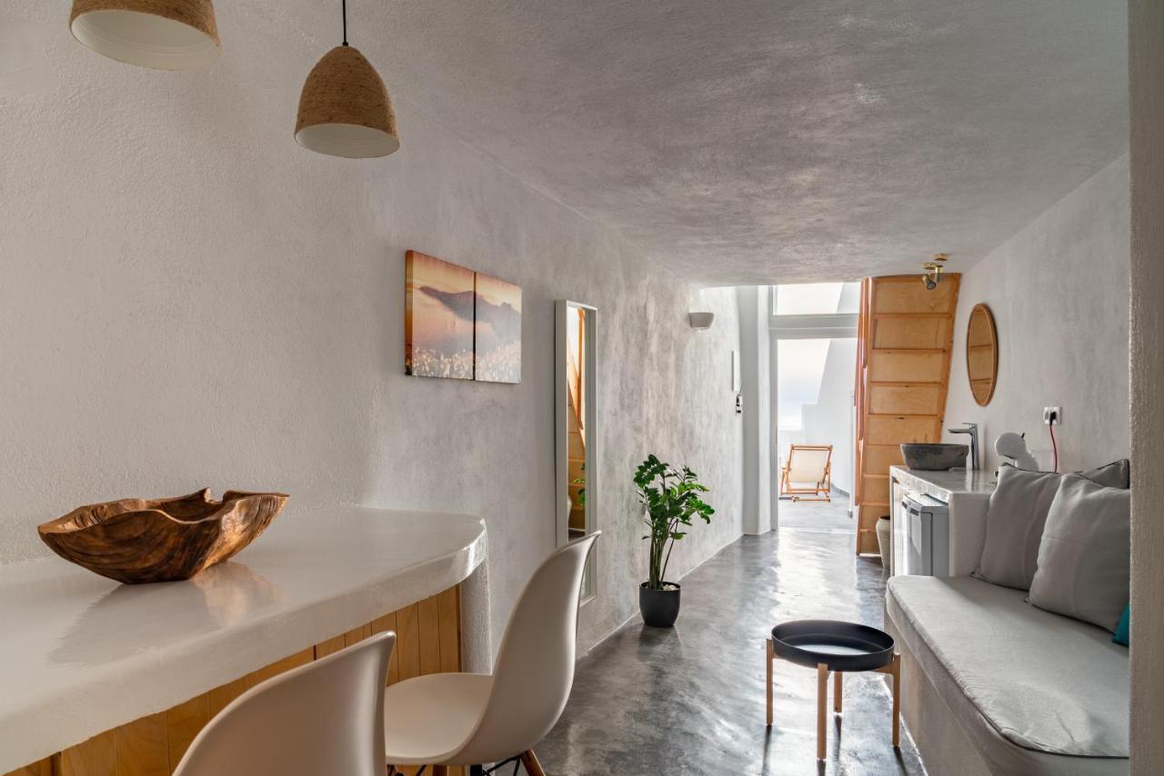 Akron Cliff Suite Fira  Exterior foto